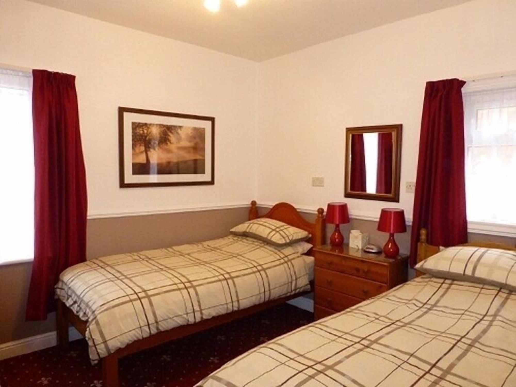 The Meltham Guest House Scarborough Exteriör bild