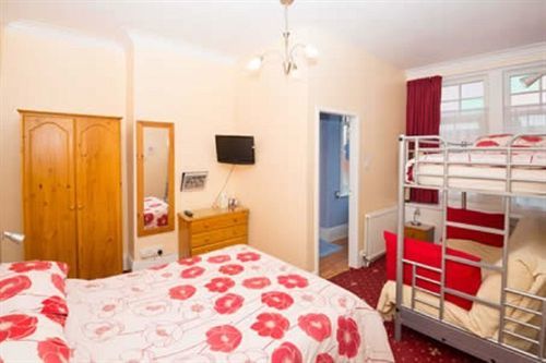 The Meltham Guest House Scarborough Exteriör bild